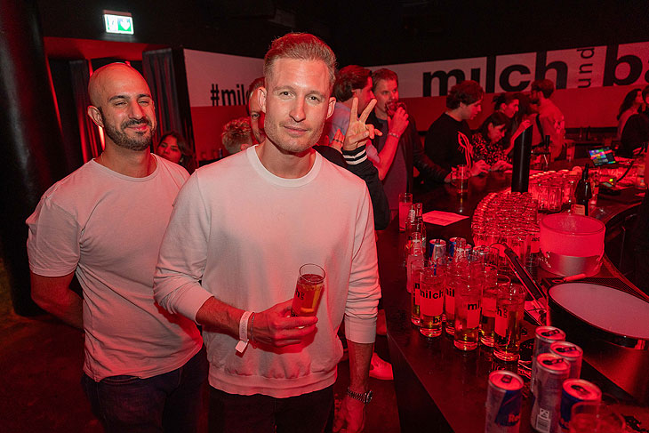 Influencer Daniel Hipp bei der Clubweihe der Milch Bar (©Foto: Johannes Ritter) 